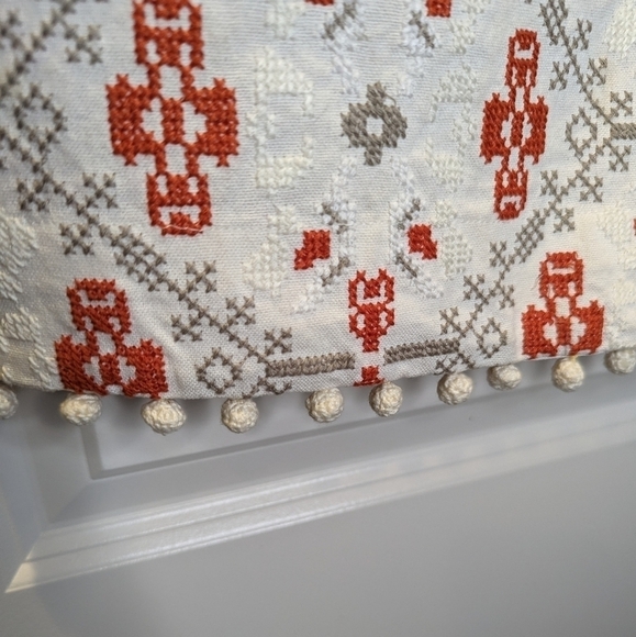 Maeve Blomma Cream & Red Embroidered Mini Skirt with Pompoms size 2 - Picture 5 of 6